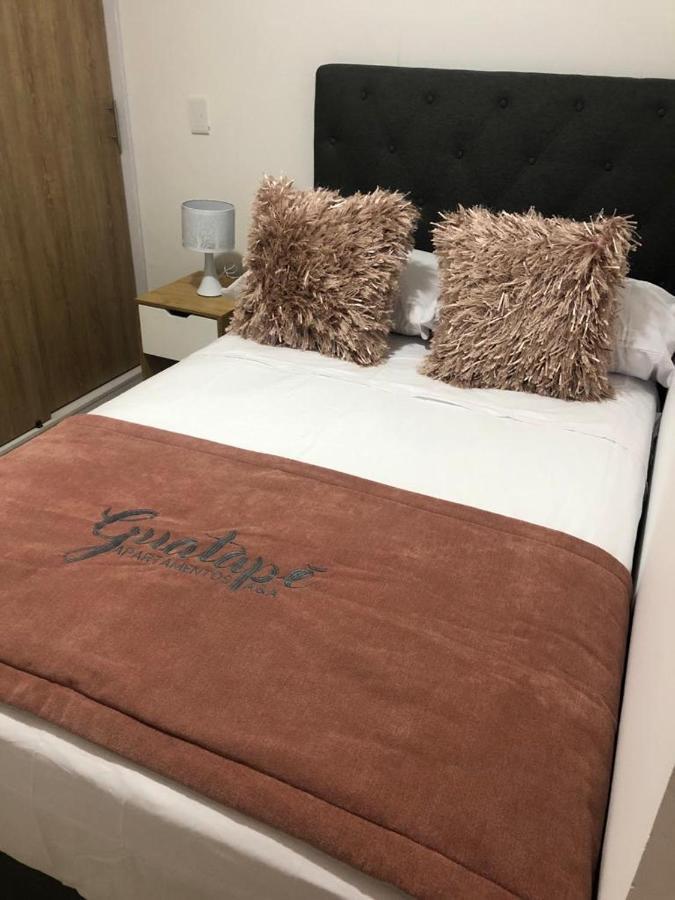 Apartamento Frente Al Malecon Guatapé Dış mekan fotoğraf